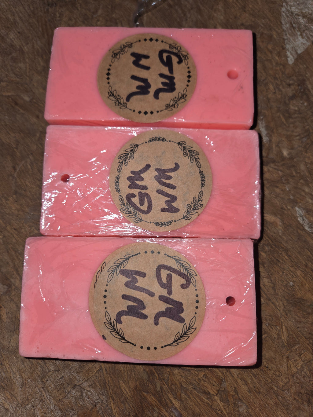 Handmade goat milk soap (watermelon scented)