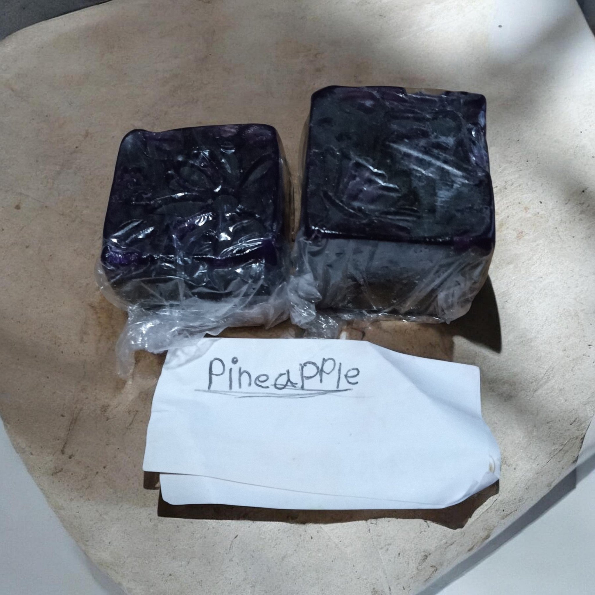 Handmade shea butter soap(pineapple cent)