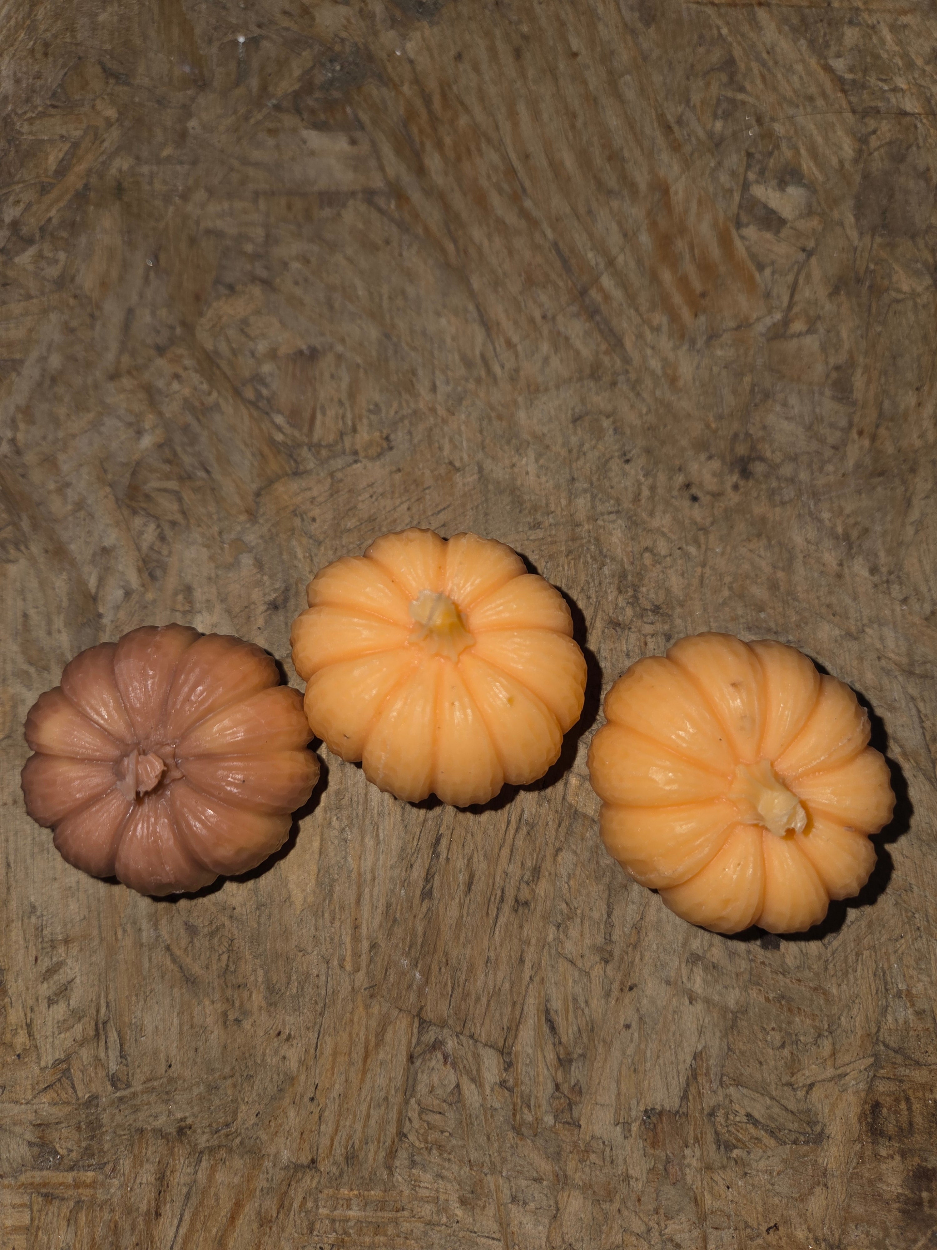 Handmade oatmeal soap (pumpkin pie)