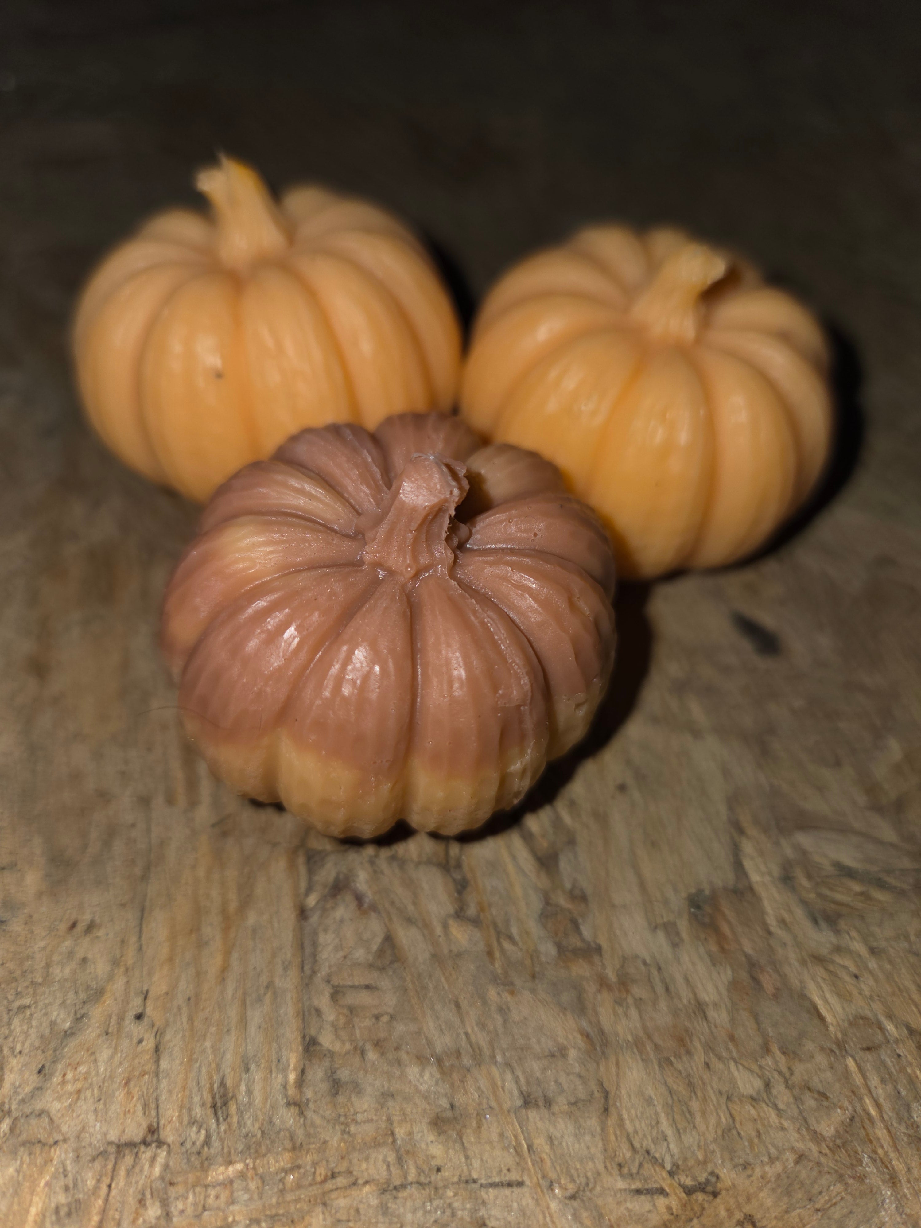 Handmade oatmeal soap (pumpkin pie)